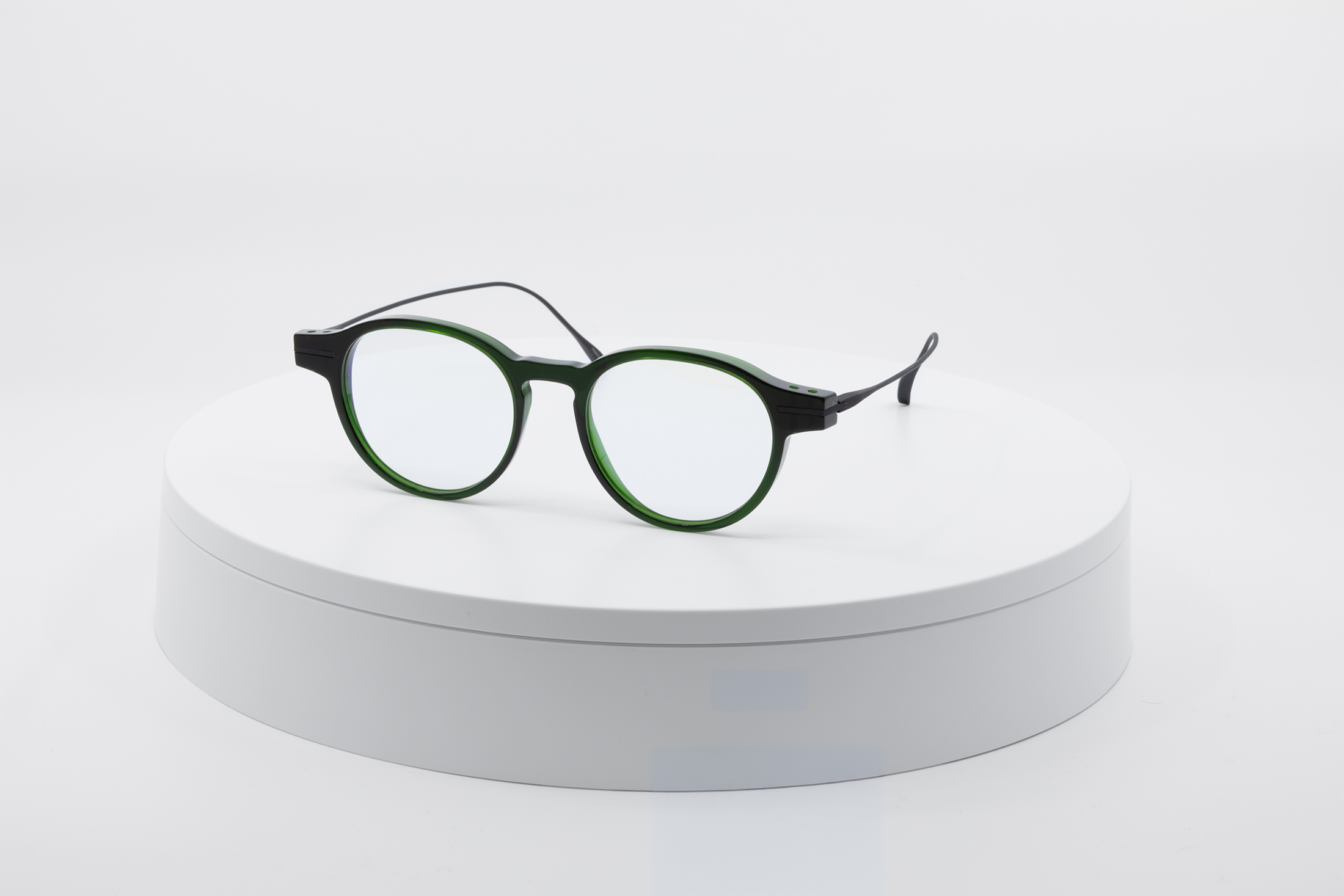 Sep·42 — White-Gold Unfinished angled